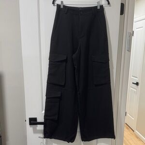 Wide leg, black cargo pant draw bottom